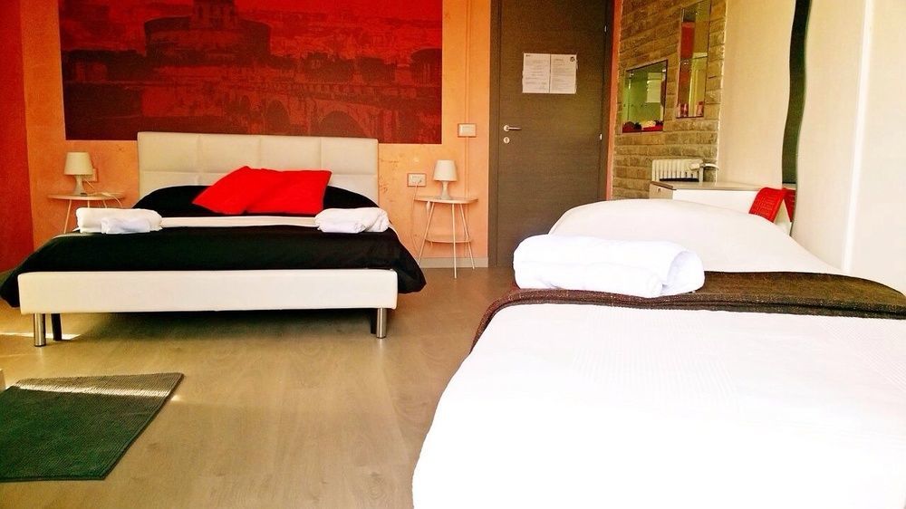 Bed & Breakfast Movie 2*