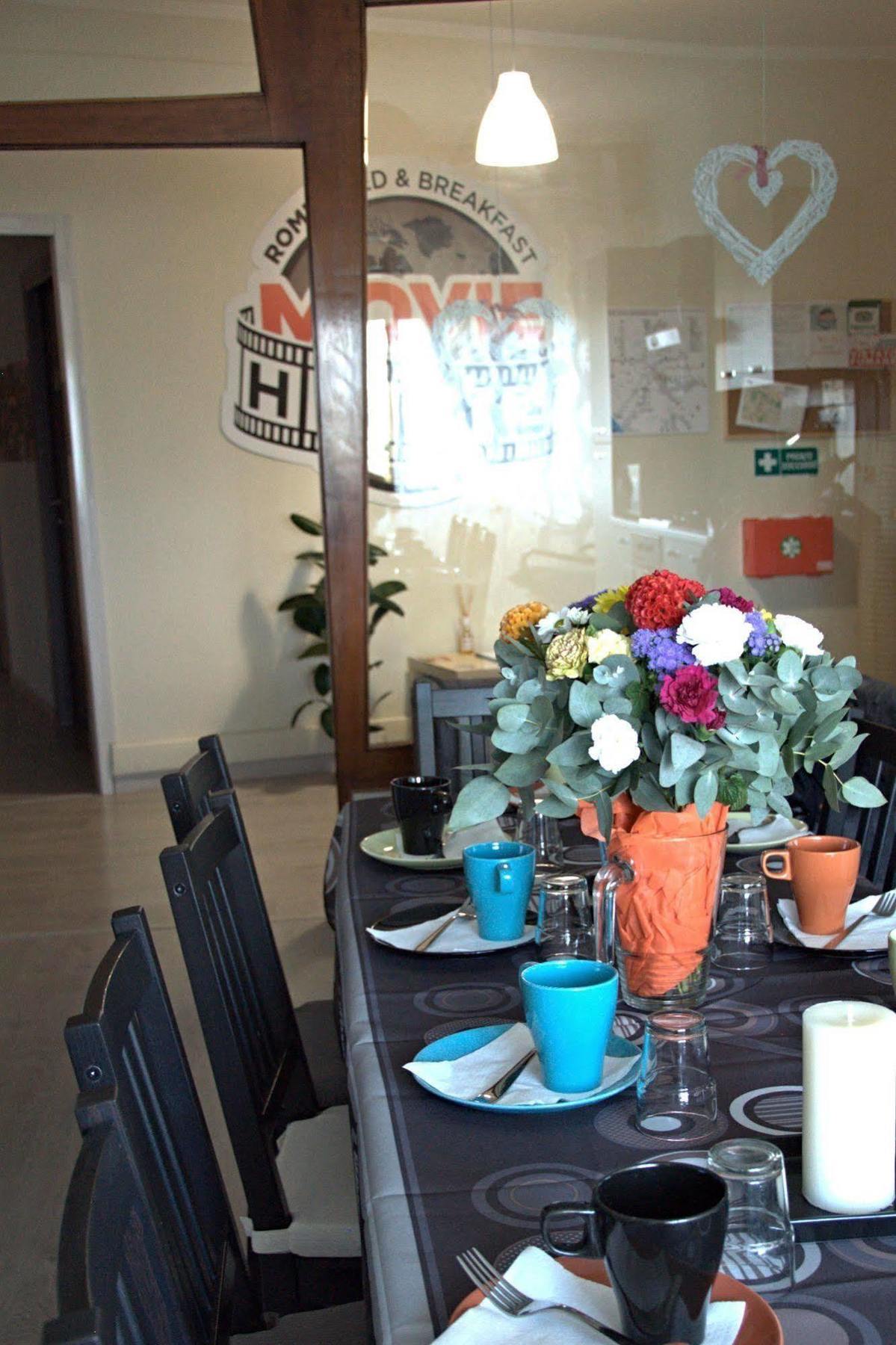 Movie Bed and breakfast 2*